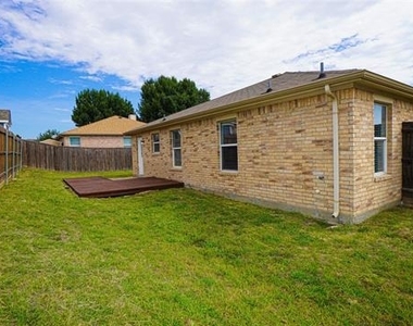 309 Stanford - Photo Thumbnail 24
