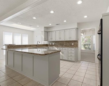 4009 Bowden Hill Lane E - Photo Thumbnail 13