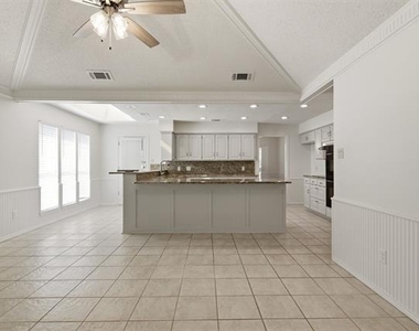 4009 Bowden Hill Lane E - Photo Thumbnail 17