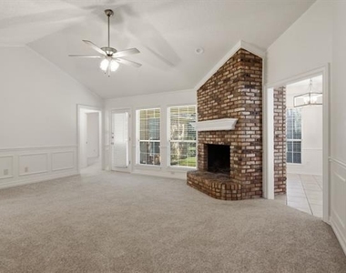 4009 Bowden Hill Lane E - Photo Thumbnail 9