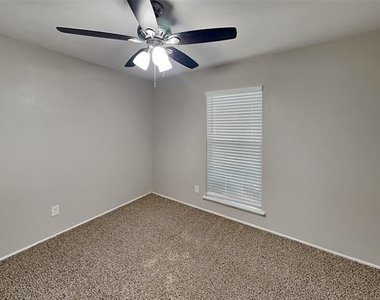 5901 Excalibur Drive - Photo Thumbnail 13