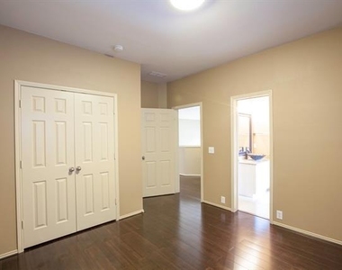 11544 Blackhawk Drive - Photo Thumbnail 37