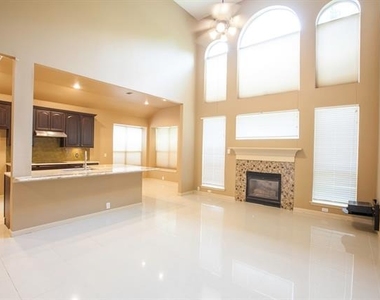 11544 Blackhawk Drive - Photo Thumbnail 10
