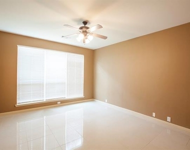 11544 Blackhawk Drive - Photo Thumbnail 14