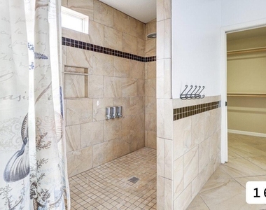 686 W Fremont Drive - Photo Thumbnail 14