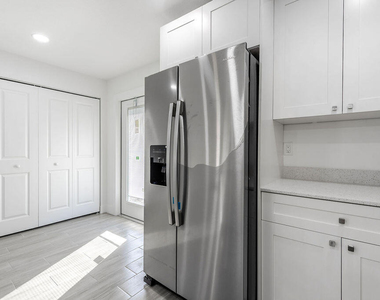 3018 Se Iris Street - Photo Thumbnail 21
