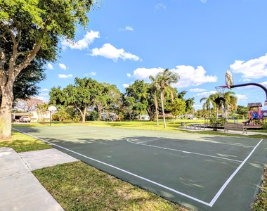 407 Nw 7th Street - Photo Thumbnail 31