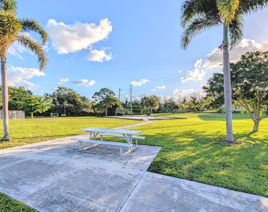 407 Nw 7th Street - Photo Thumbnail 27