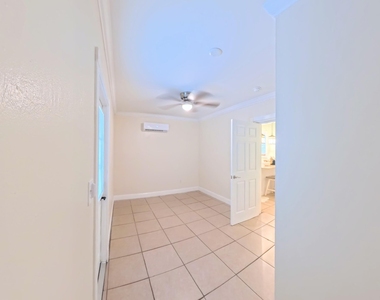 407 Nw 7th Street - Photo Thumbnail 17