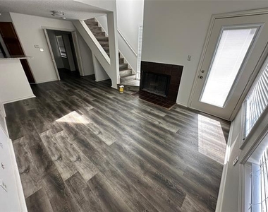 2301 Basil Drive - Photo Thumbnail 11