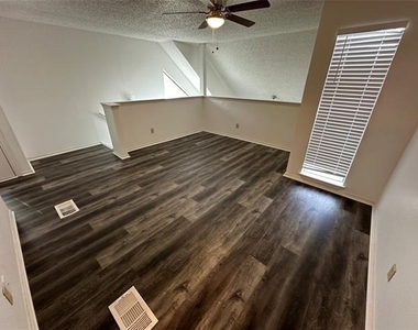 2301 Basil Drive - Photo Thumbnail 15