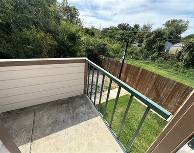 2301 Basil Drive - Photo Thumbnail 12