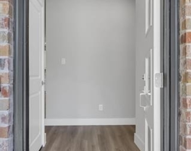 121 W Morton Street - Photo Thumbnail 4