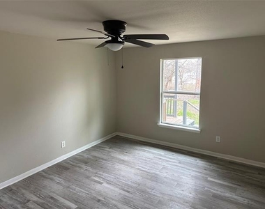 11669 County Road 563 - Photo Thumbnail 6