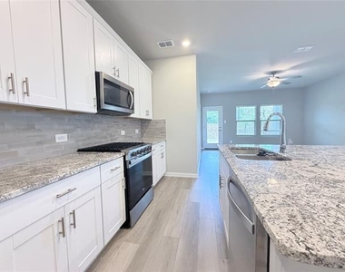 508 Melody Hill Drive - Photo Thumbnail 8
