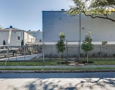 2902 Douglas Avenue - Photo Thumbnail 10