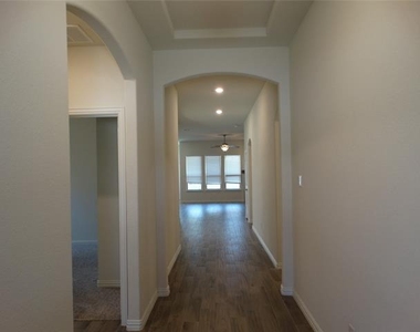 4532 Frost Avenue - Photo Thumbnail 1