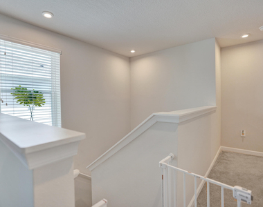 12749 Sw Orvieto Way - Photo Thumbnail 12