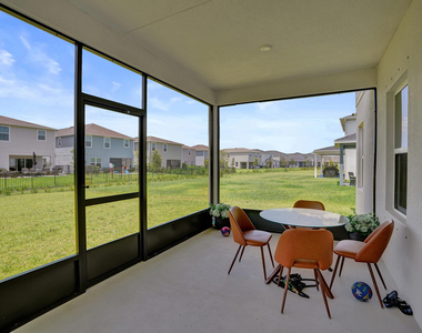12749 Sw Orvieto Way - Photo Thumbnail 11