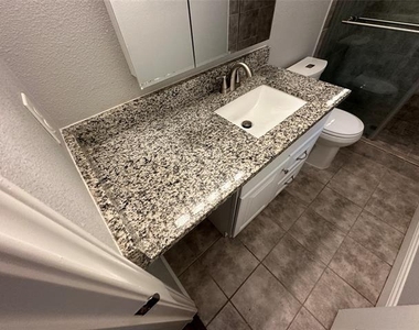 309 Murphy Road - Photo Thumbnail 4