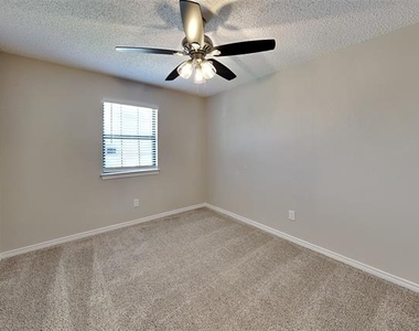2104 Rose Cliff Lane - Photo Thumbnail 11