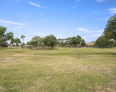 7775 N 52nd Drive - Photo Thumbnail 45