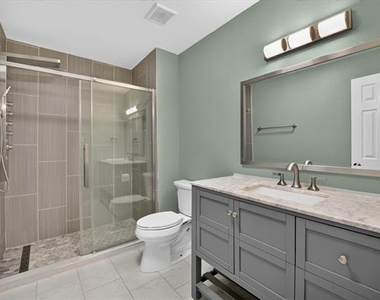 1521 Glenmore Drive - Photo Thumbnail 11
