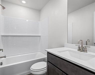 8421 Fort Benton Drive - Photo Thumbnail 11
