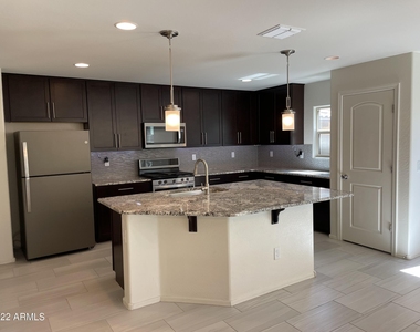 16623 W Culver Street - Photo Thumbnail 5