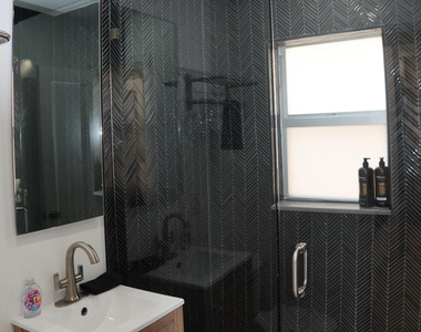 3408 Spring Street - Photo Thumbnail 4