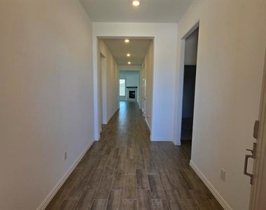 2513 Birchcrest Drive - Photo Thumbnail 27