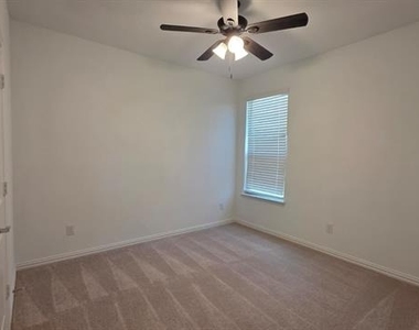 2513 Birchcrest Drive - Photo Thumbnail 23