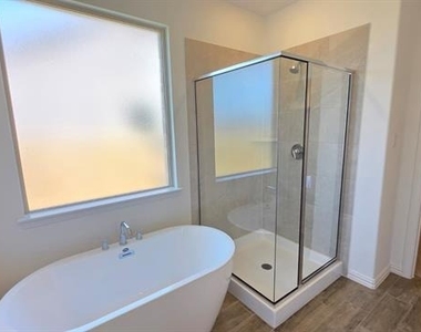 2513 Birchcrest Drive - Photo Thumbnail 7