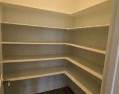 2513 Birchcrest Drive - Photo Thumbnail 13