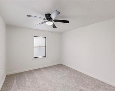 4109 Fortune Lane - Photo Thumbnail 29