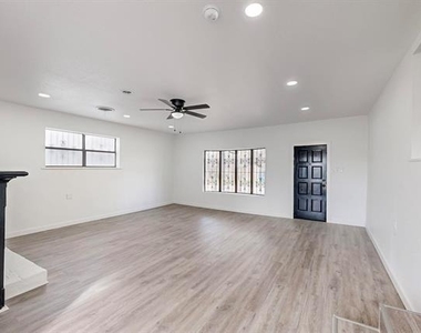 4109 Fortune Lane - Photo Thumbnail 5