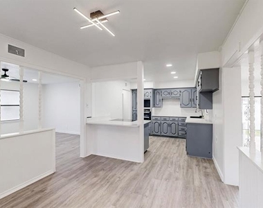 4109 Fortune Lane - Photo Thumbnail 12