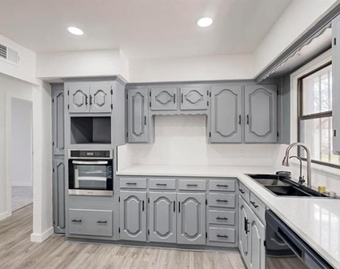 4109 Fortune Lane - Photo Thumbnail 14