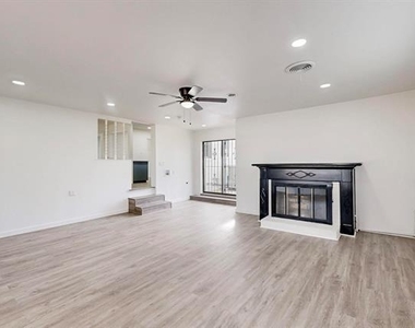 4109 Fortune Lane - Photo Thumbnail 4