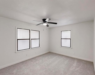 4109 Fortune Lane - Photo Thumbnail 28