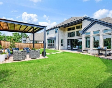 1512 Rough Rider Court - Photo Thumbnail 23