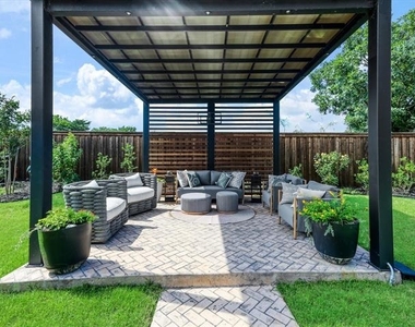 1512 Rough Rider Court - Photo Thumbnail 21