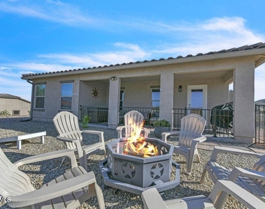 70 Cottonwood Lane - Photo Thumbnail 30