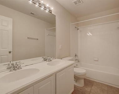 2609 Monroe Drive - Photo Thumbnail 25
