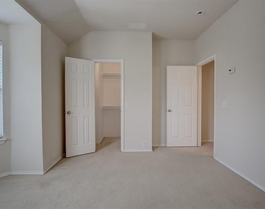 2609 Monroe Drive - Photo Thumbnail 27