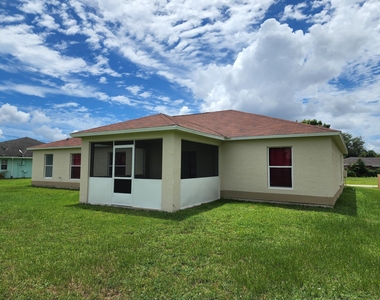 2709 Sw Somber Road - Photo Thumbnail 1