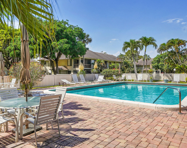 159 Nw 70th Street - Photo Thumbnail 22