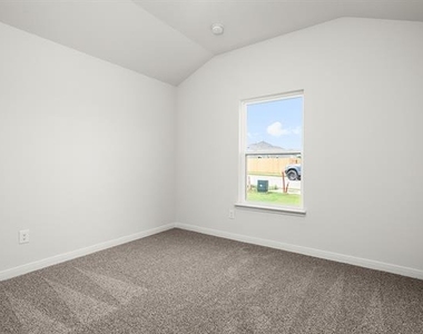 8321 White Wolf Trail - Photo Thumbnail 9