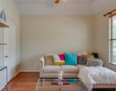 6008 Frost Street - Photo Thumbnail 11