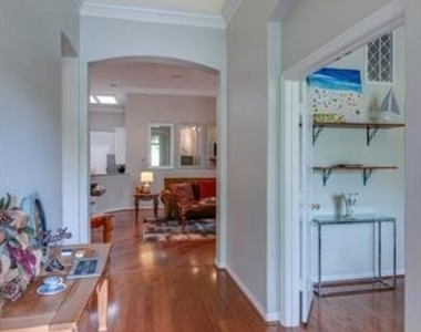 6008 Frost Street - Photo Thumbnail 5
